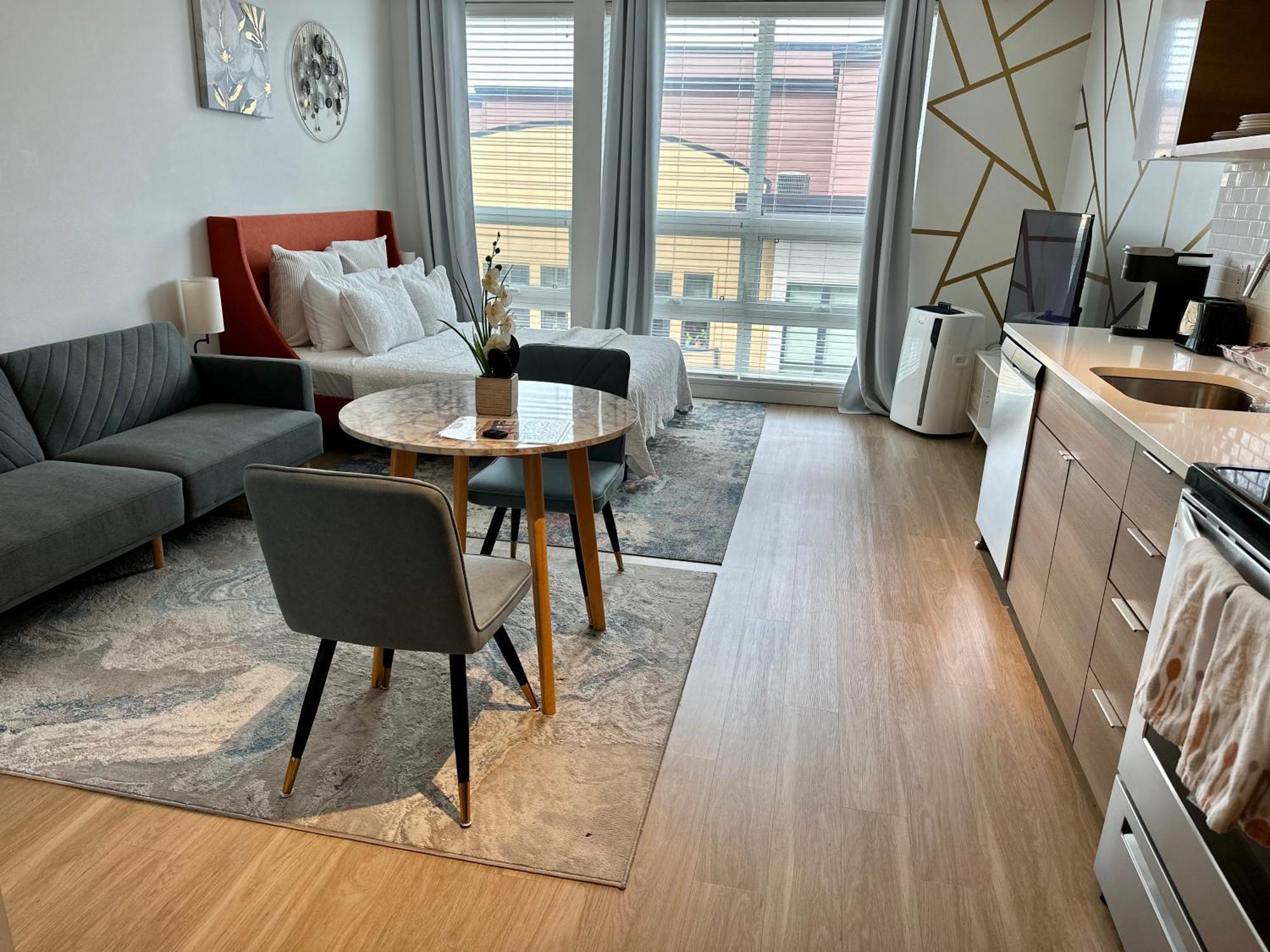 Top Luxury Lifestyle- Downtown Tacoma Near Everything Convention Center And More Zewnętrze zdjęcie
